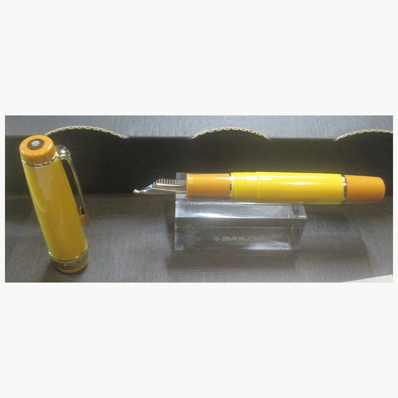 便携钢笔